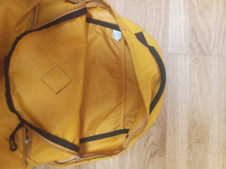 Mochila Berghaus Amarilla