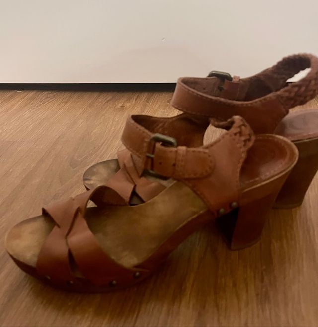 OFERTA Sandalias tacón Massimo Dutti