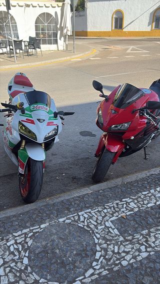 Honda cbr rr