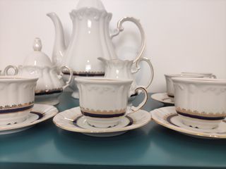 JUEGO DE CAFÉ DE PORCELANA – 12 SERVICIOS