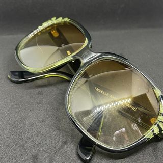Gafas emmanuelle khanh paris