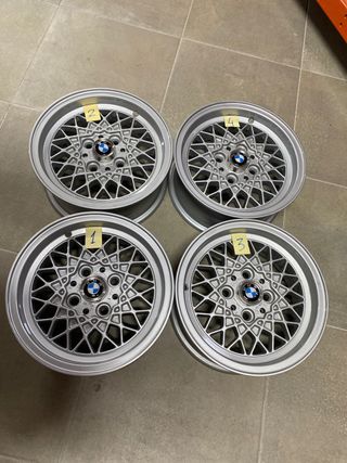 Llantas 5,5" RESTAURADAS originales BMW e21, 2002