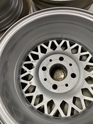 Llantas 5,5" RESTAURADAS originales BMW e21, 2002
