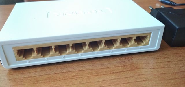 Switch TP Link 10/100