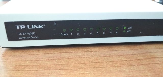 Switch TP Link 10/100