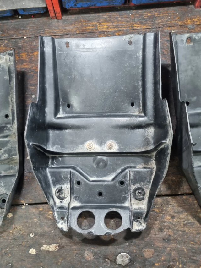 SUBCHASIS GSXR 85 90.