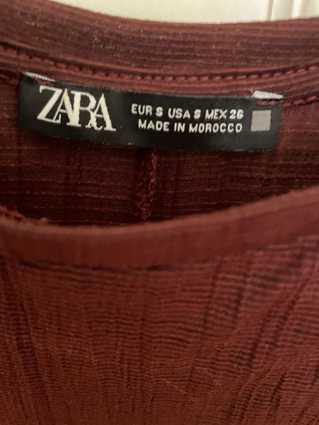 Vestido largo en tono marrón/ berenjena