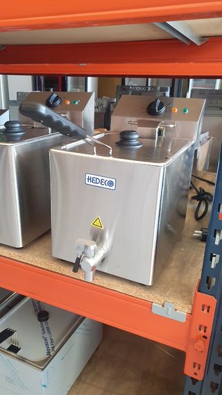 FREIDORA 8L  CON GRIFO 