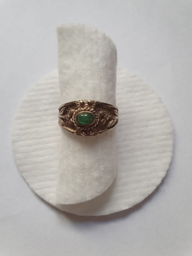 Anillo de plata muy antiguo con esmeralda P.unica