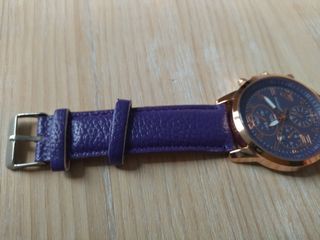 Reloj oro rosado y morado 💜 de bisutería