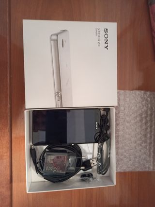 Telefono compatto Sony Xperia Z3 