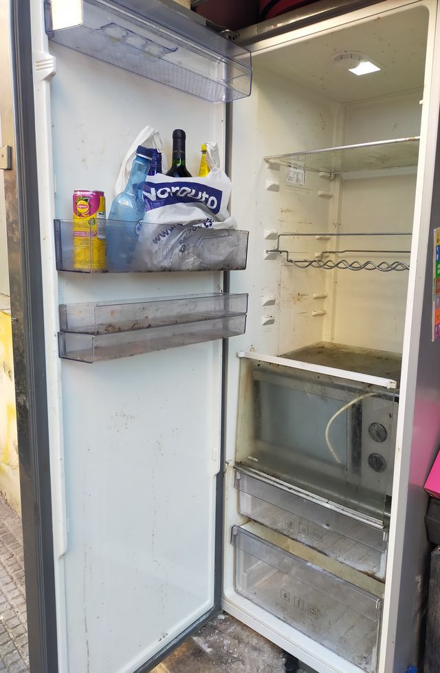 Sólo Frigorífico Beko inox