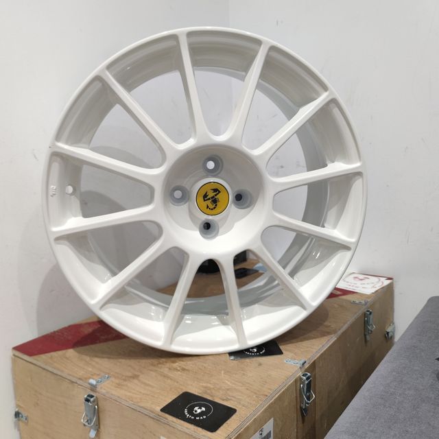 Abarth Llantas 17" SS Essesse Blancas