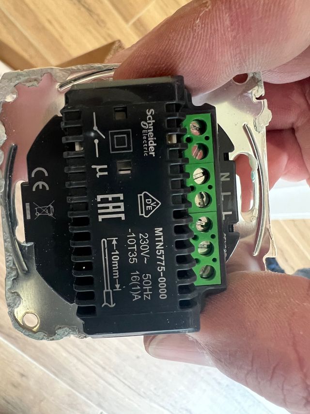 Termostatos digitales Schneider