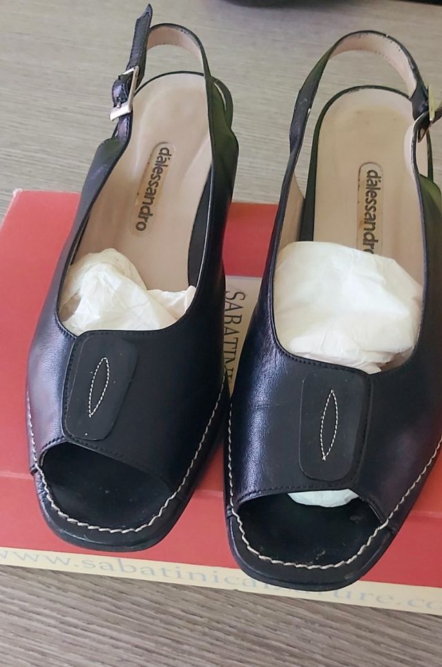 Decolleté aperte avanti Nere