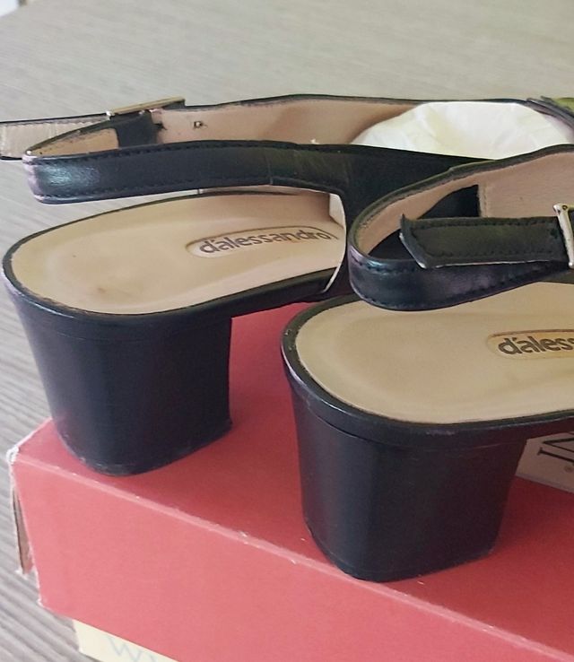 Decolleté aperte avanti Nere