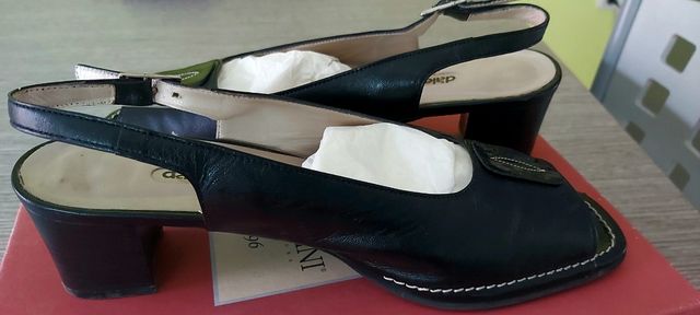 Decolleté aperte avanti Nere