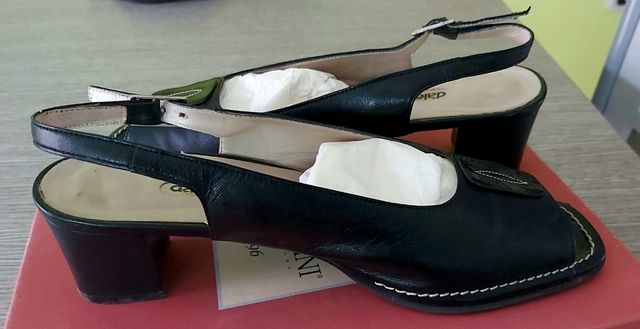 Decolleté aperte avanti Nere