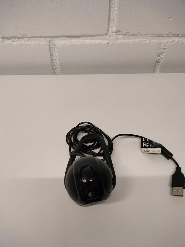 Cámara web USB Logitech QuickCam V-UBE 43