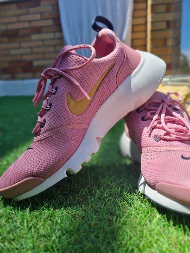 SCARPE DA GINNASTICA NIKE 37.5 ROSA