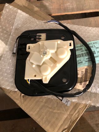 Espejo cristal retrovisor derecho Mitsubishi 