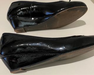 Bailarinas de charol negro con tacón cuña 