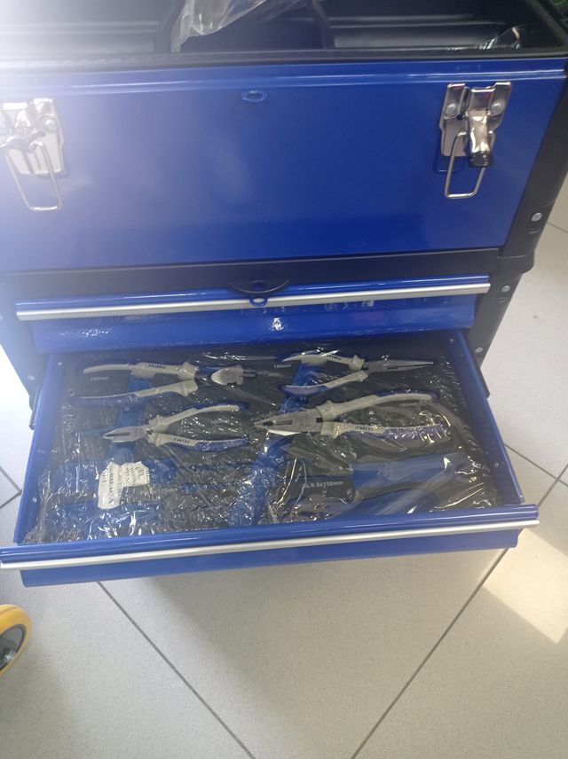 CARRO 3 CAJONES CON RUEDAS CON 60 HERRAMIEN. IRIMO