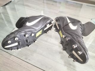 Botas fútbol Nike Tiempo est 1984 negras 42 - 43