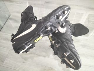 Botas fútbol Nike Tiempo est 1984 negras 42 - 43