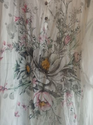 Blusa larga amplia estampado flor 