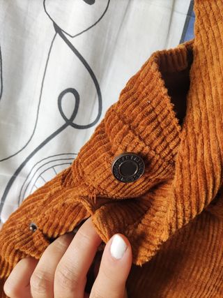 Peto marrón de pana Pull&Bear