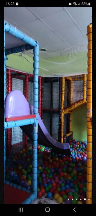 parque de bolas .URGE!!