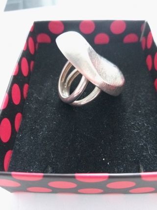 Anillo de plata ley