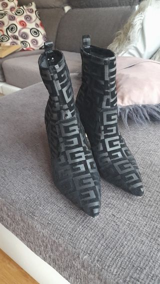 Botines Guess