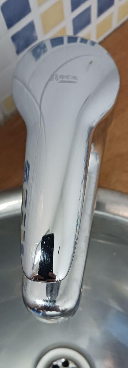 Mobili da bagno e specchio