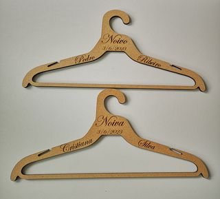 Cabide personalizado mdf 6mm castanho