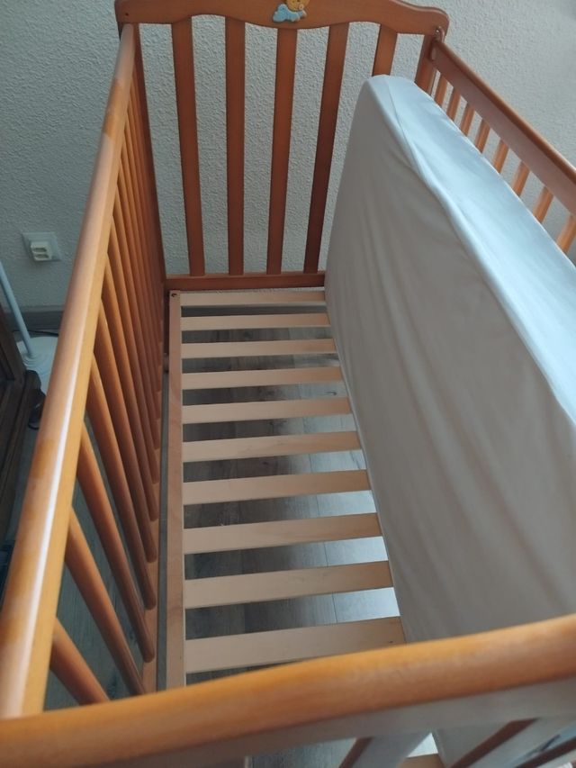 Cuna de madera 60*120cm+ colchon