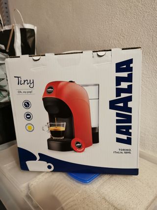 Cafetera cápsulas Lavazza A Modo Mio tiny Amarilla