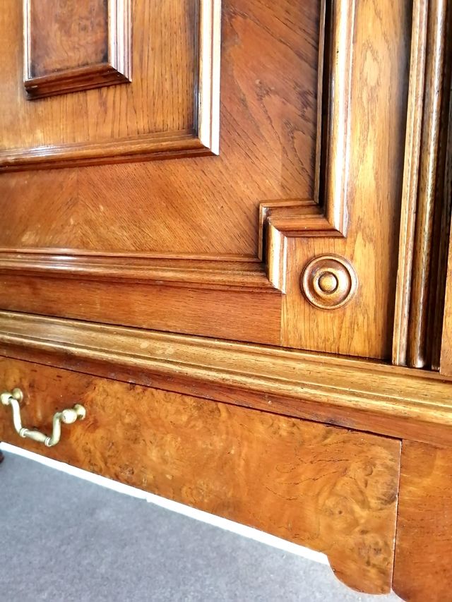 Mueble buffet antiguo