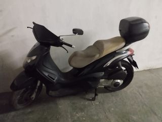PIAGGIO BEVERLY 125 CC (2006)