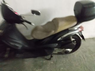 PIAGGIO BEVERLY 125 CC (2006)