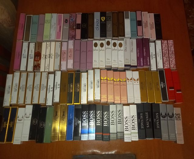 Se venden perfumes tester de 33ml de segunda mano por 450 EUR en