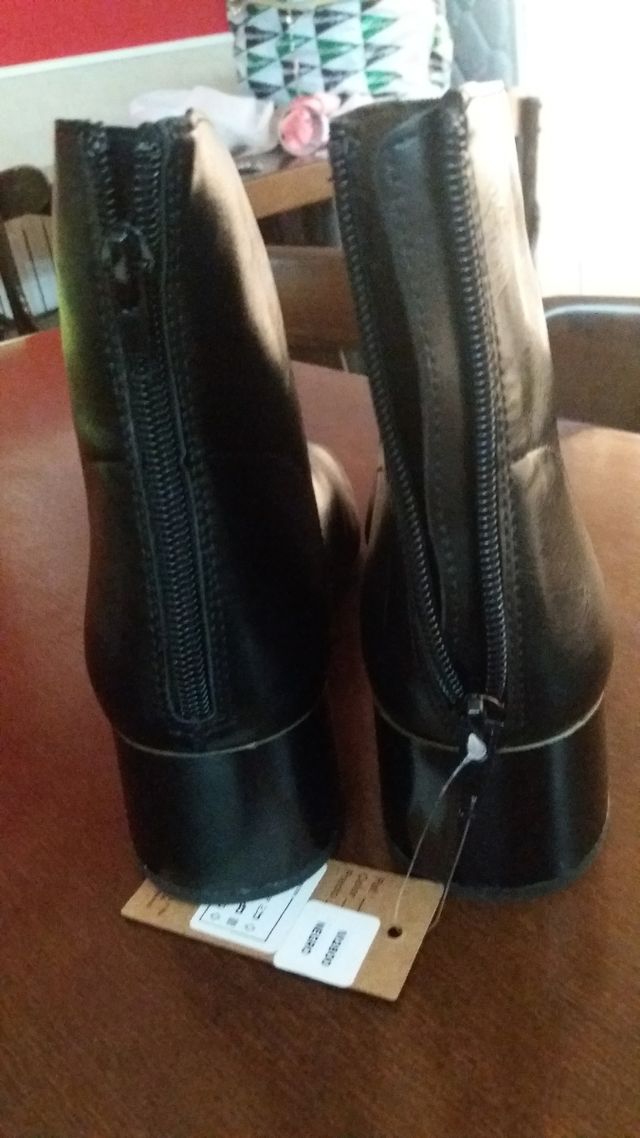 botines negros piel sin estrenar n°39