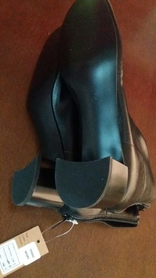 botines negros piel sin estrenar n°39