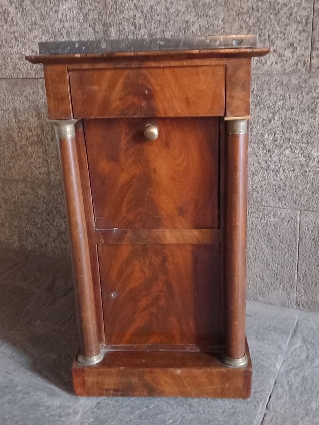 Antico Comodino Impero.