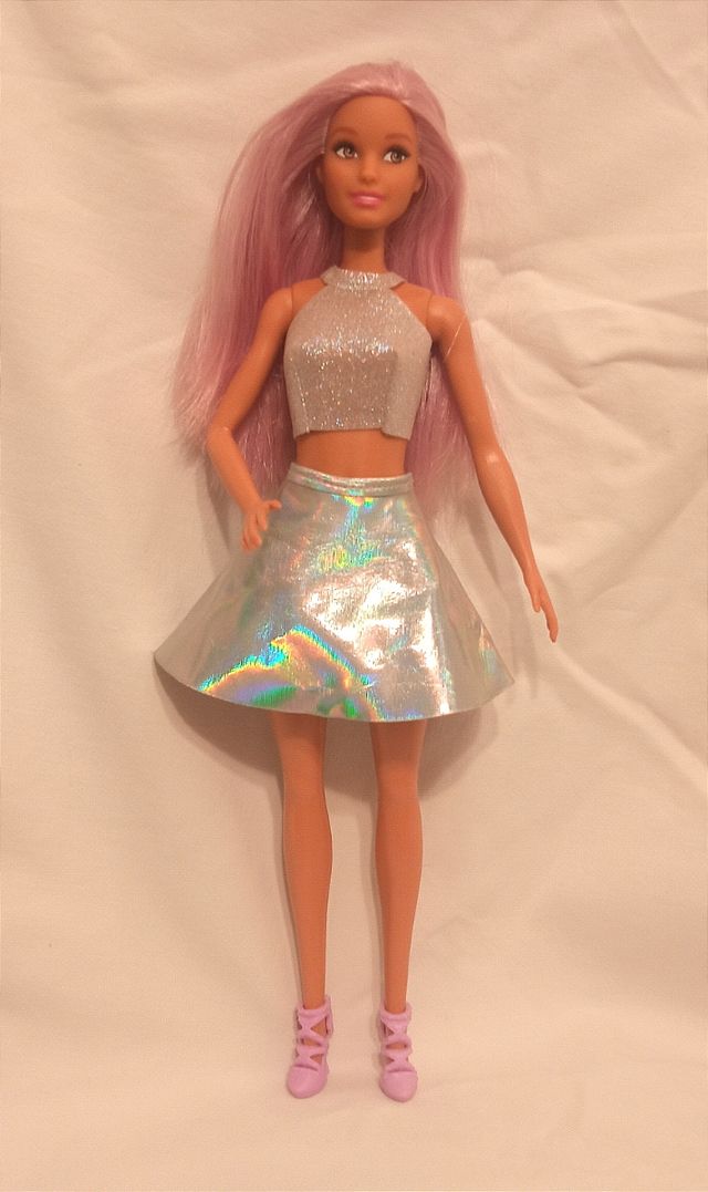 Barbie 2015 pop star capelli lunghi lilla Mattel