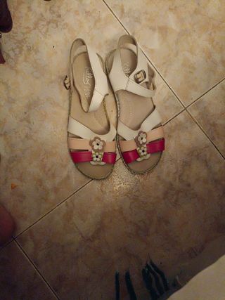 sandalias niña piel 