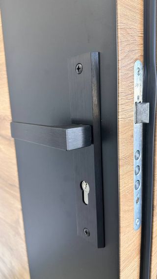 Puerta de entrada VITORIA Serie 77Plus