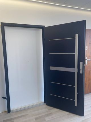 Puerta de entrada VITORIA Serie 77Plus