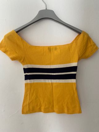 Camiseta hombros descubiertos